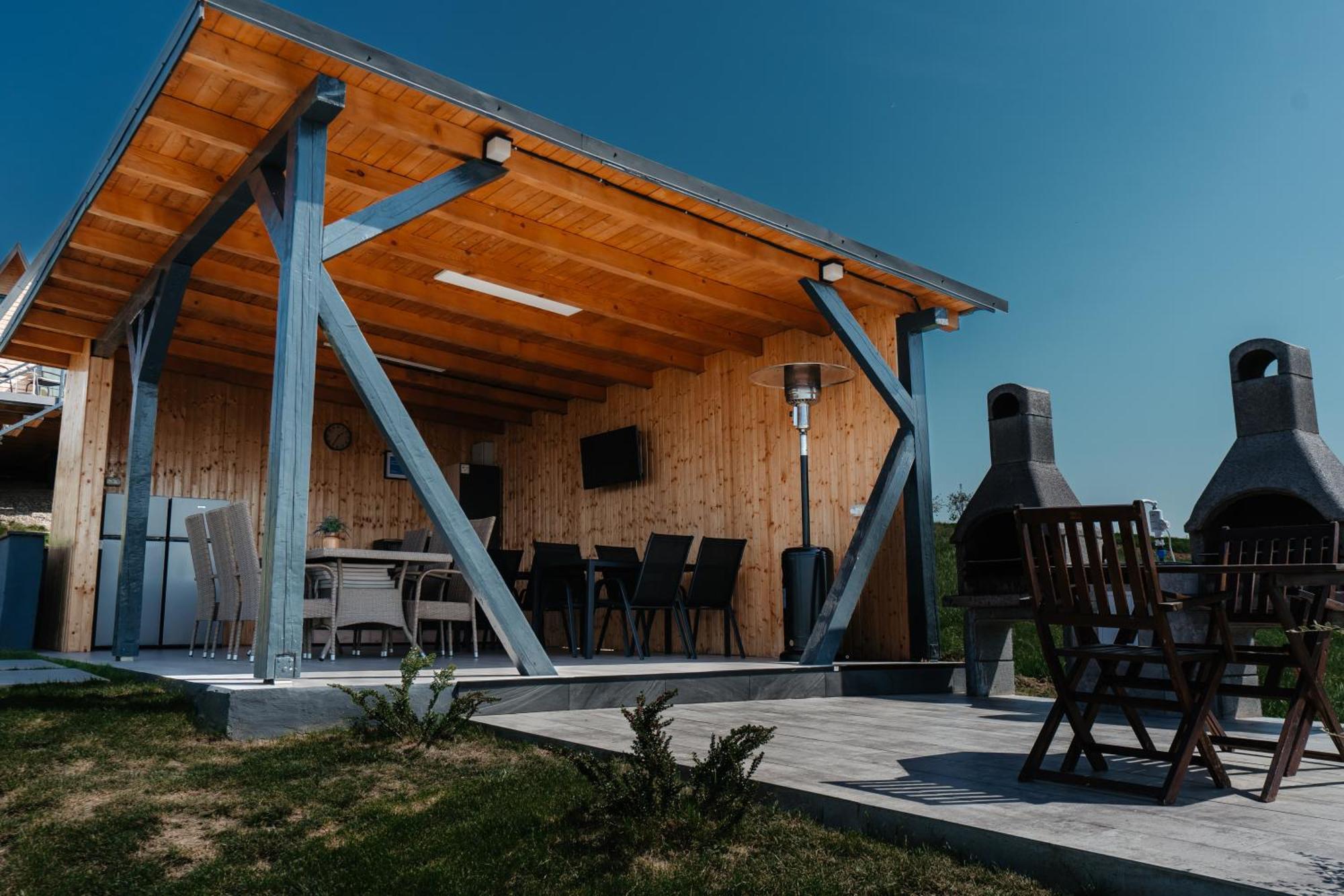 Chalet Cavo Village- Baile 1 Mai Rontau